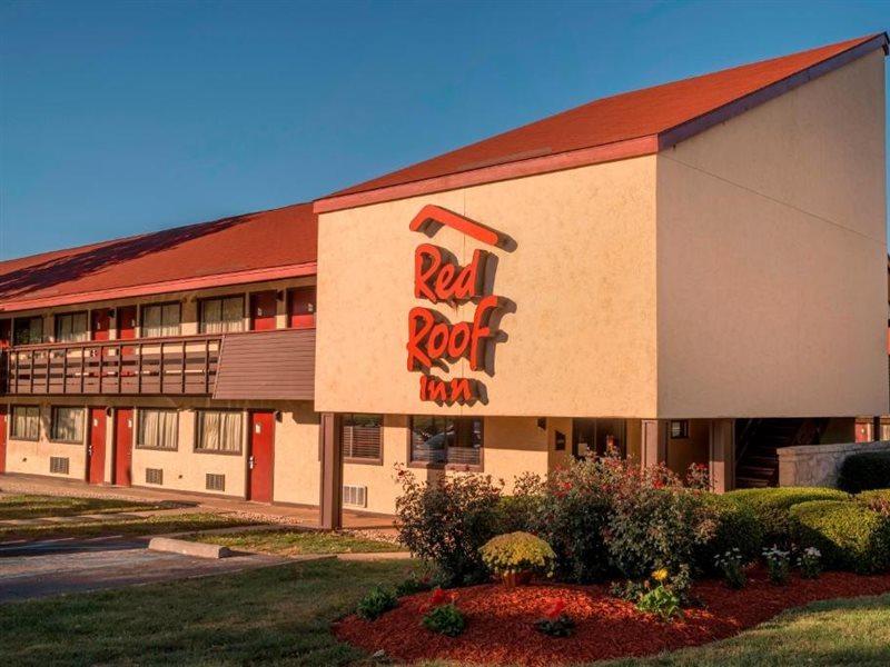 Red Roof Inn Hickory Bagian luar foto